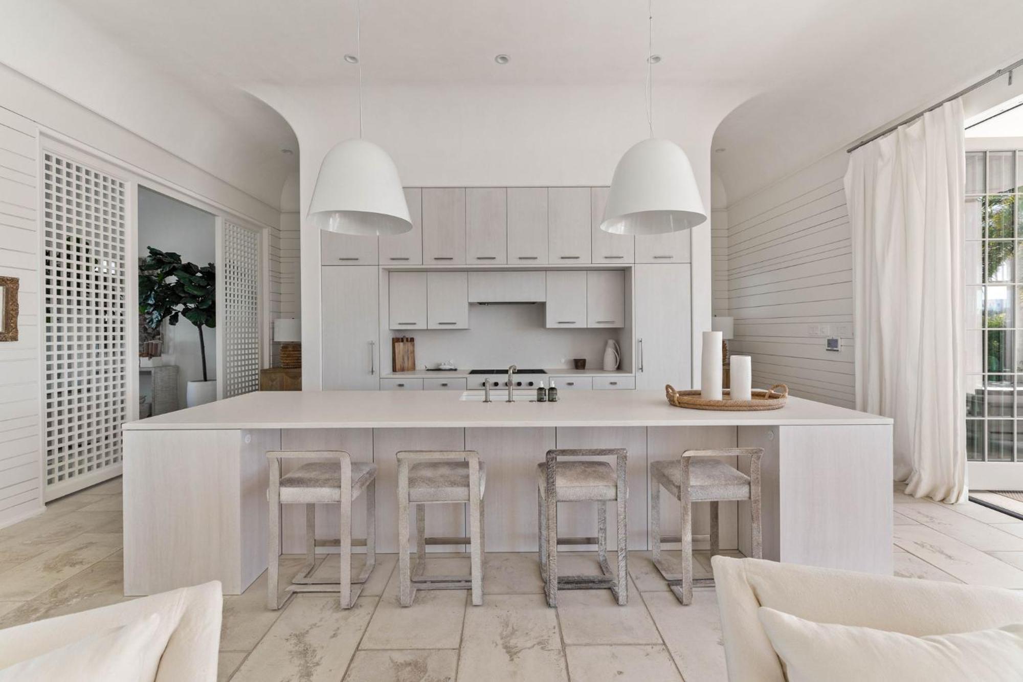 Kaiya Beach Resort Inlet Beach Δωμάτιο φωτογραφία
